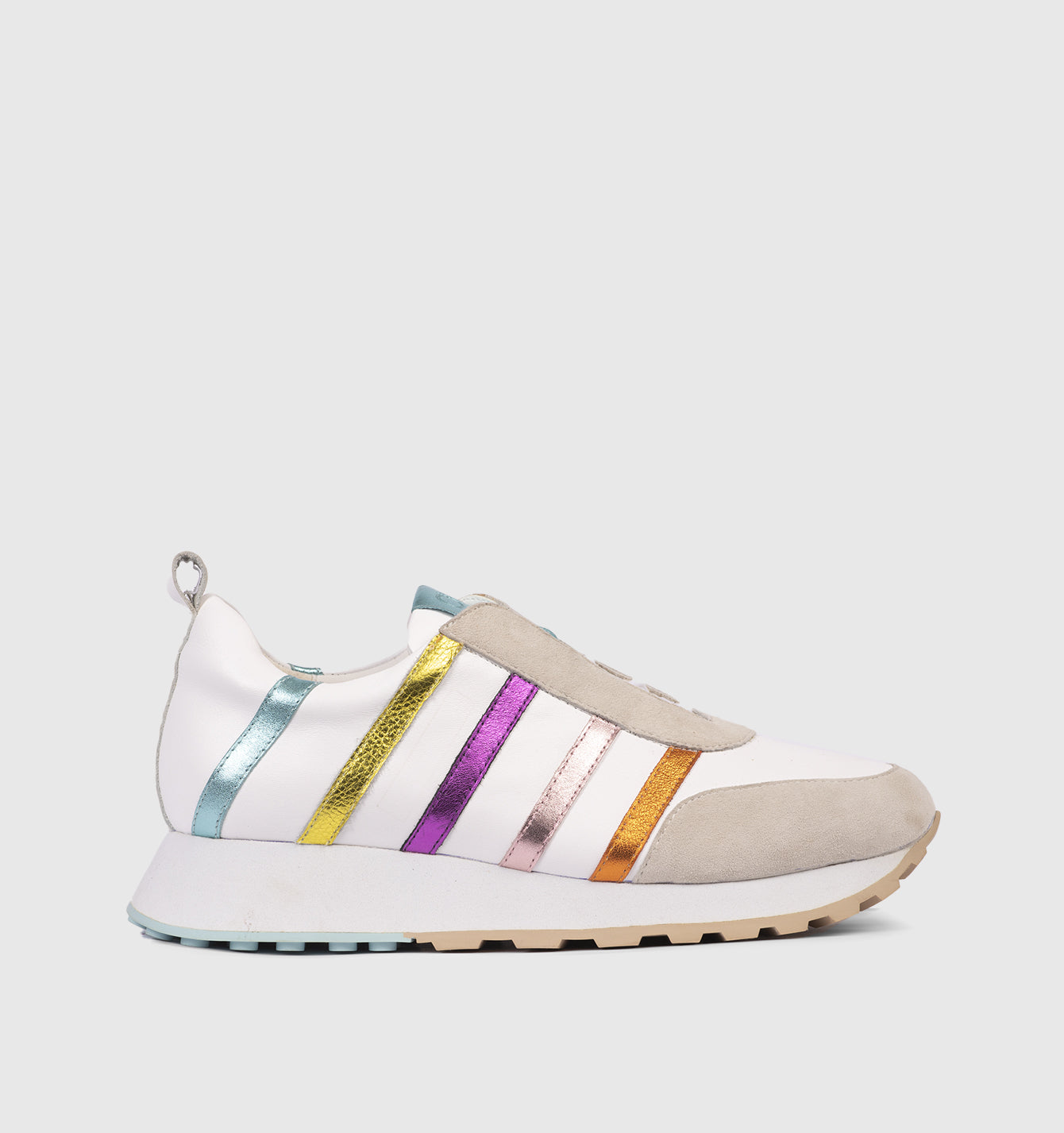Women white sneakers 25S40-02