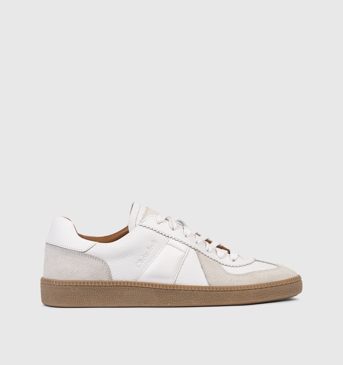 Men white sneakers 25SH20-02